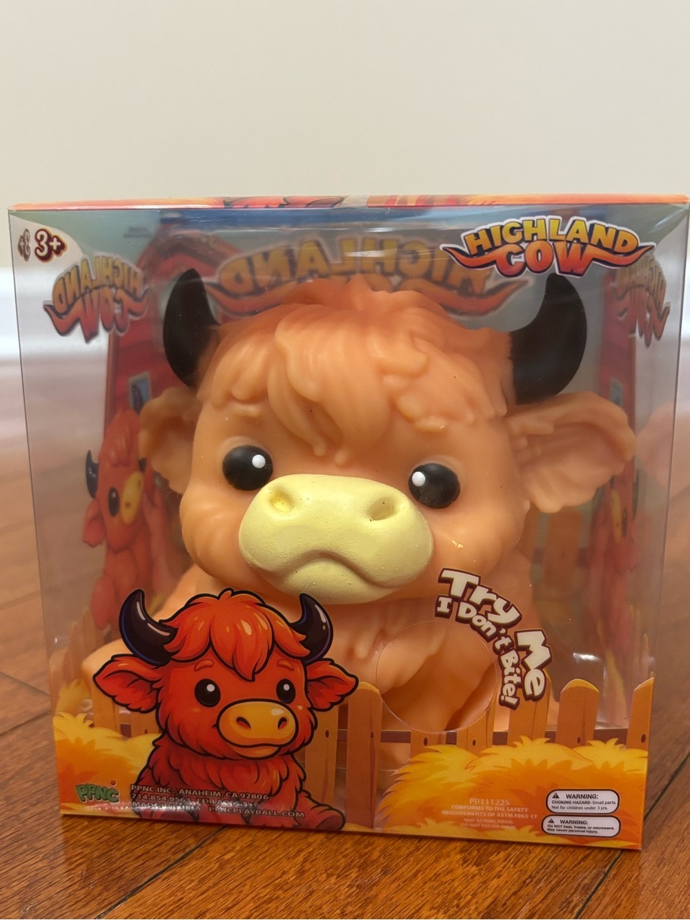 Rare Viral Highland Cow Squishy *FAST SHIPPING* New in Box Orange Light Color